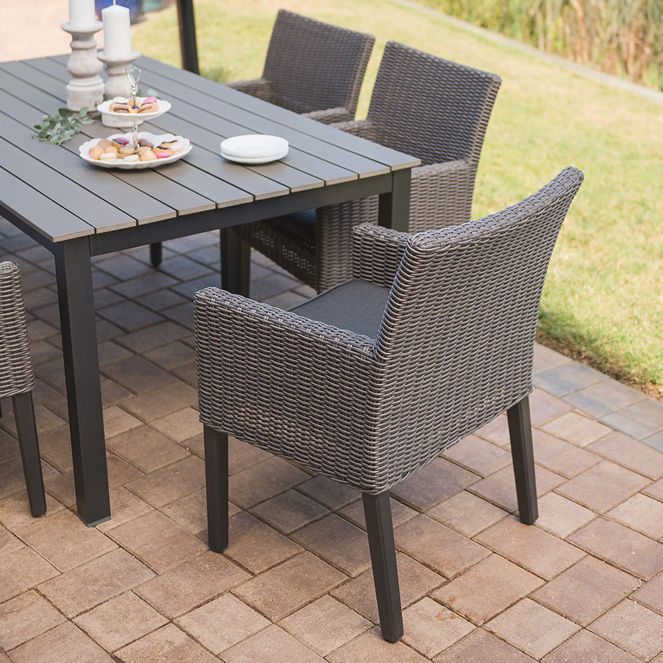 Bretange 7-Piece Ratan Wicker Dining Set