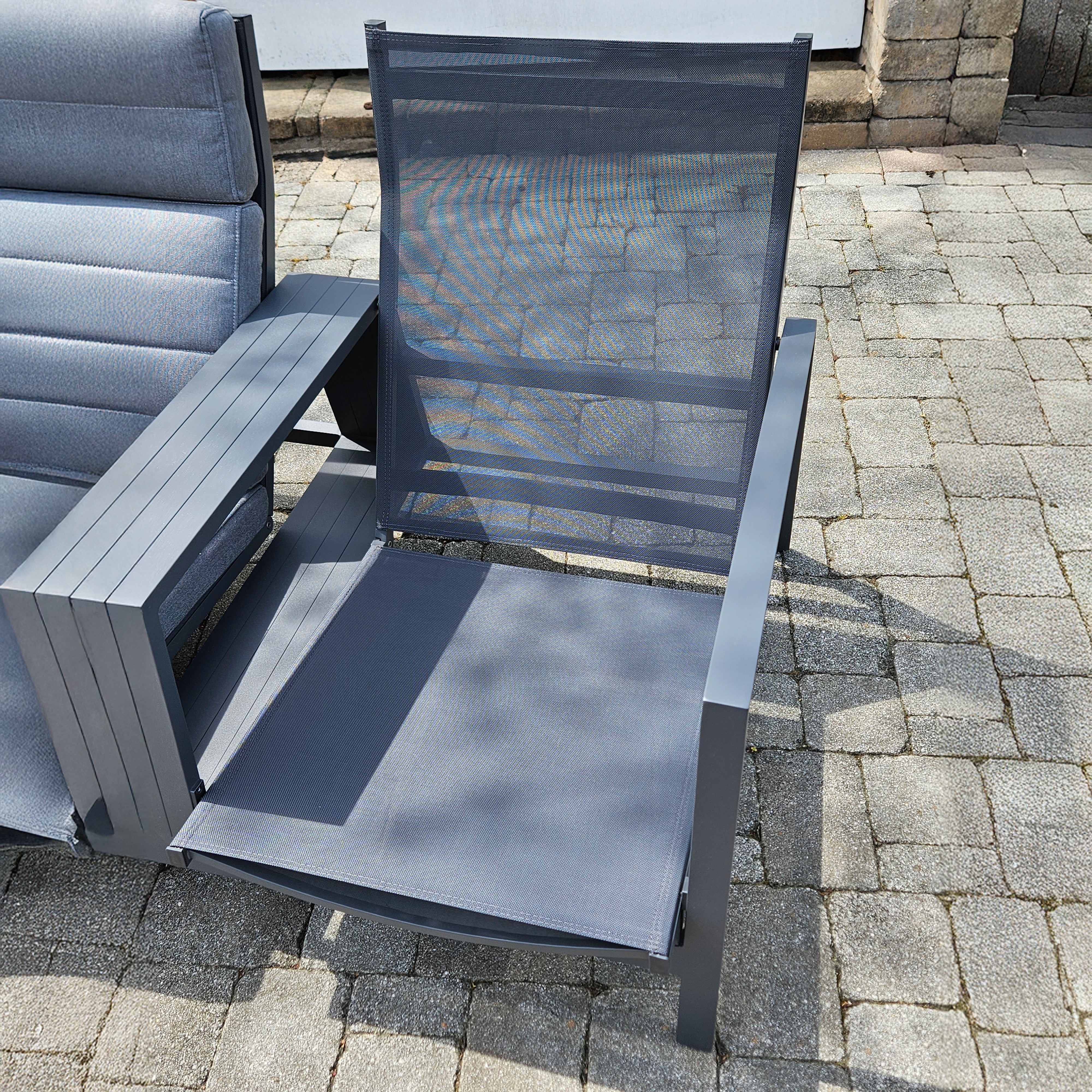 Bondi Tete A Tete Loveseat
