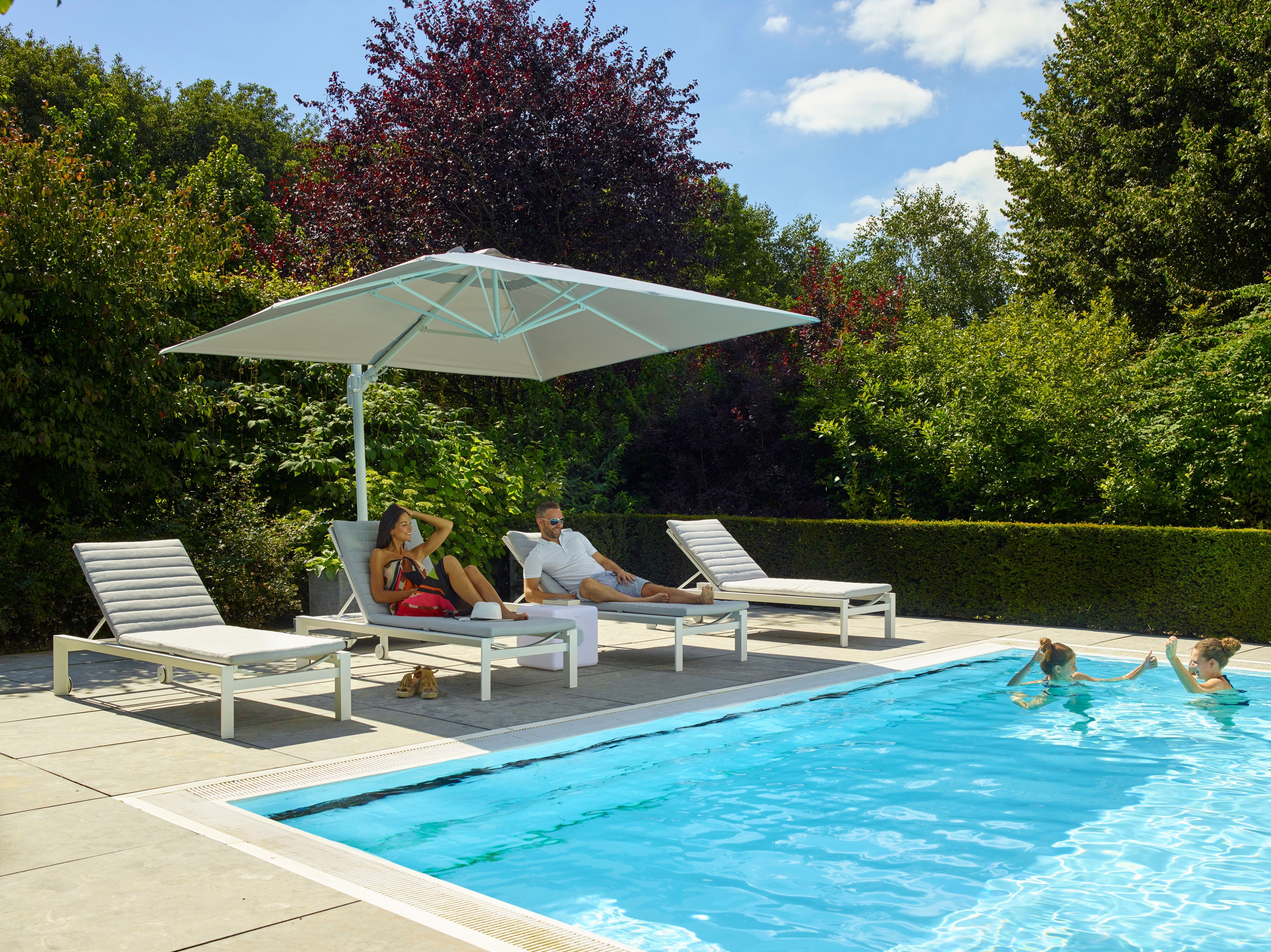 Delta Multi-Position Aluminum Loungers