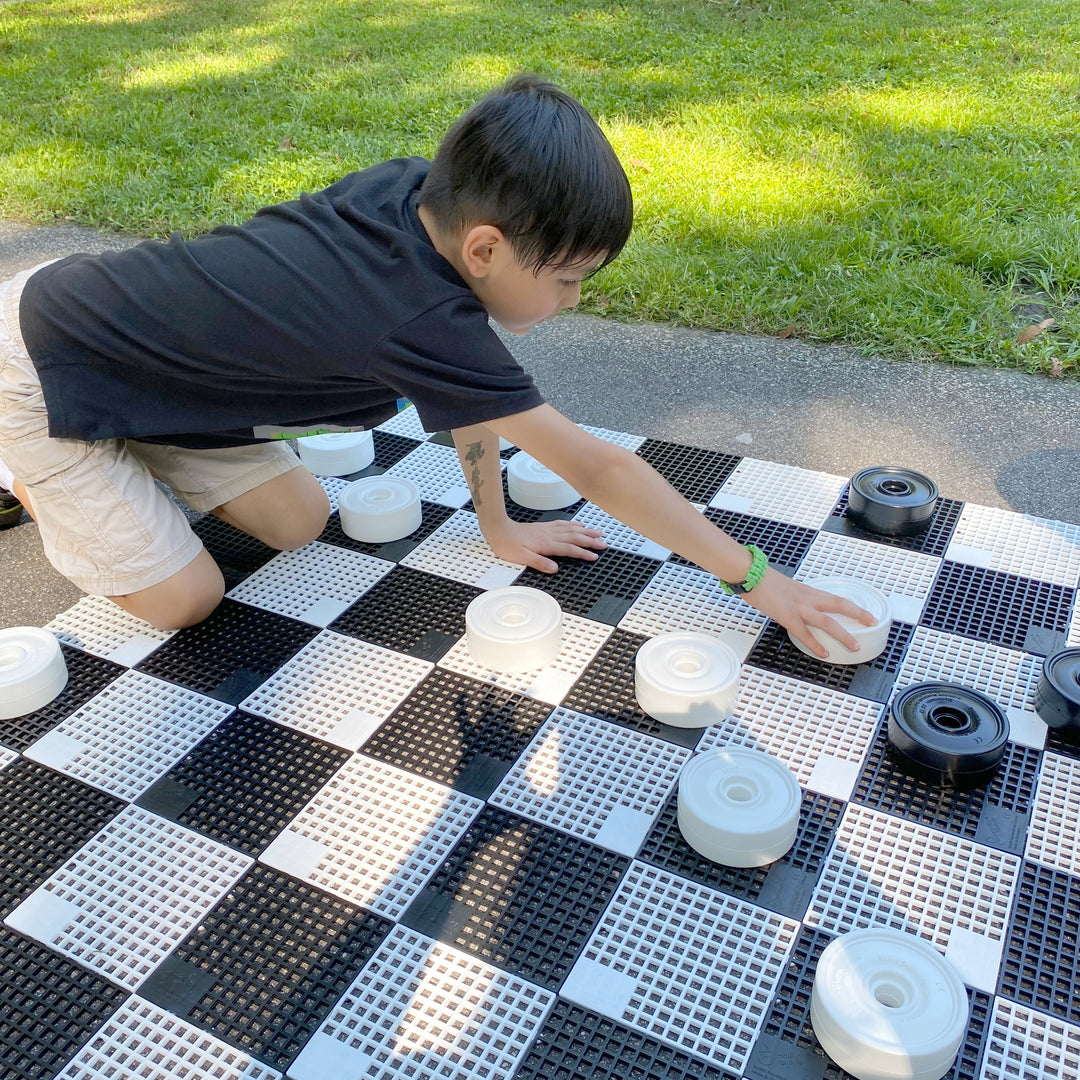 Small Checkers Mini-Giant Checker Pieces – KETTLER USA
