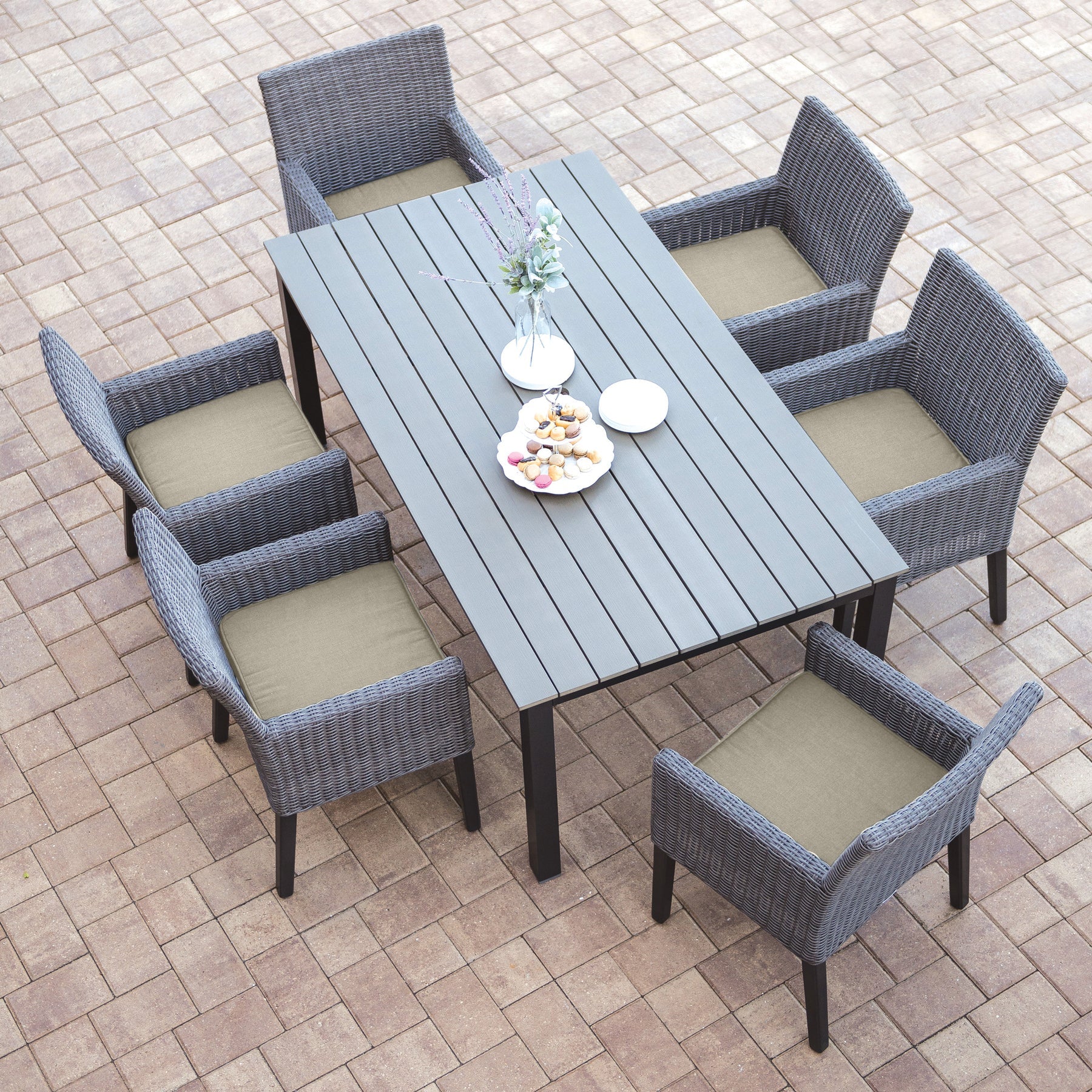Bretange 7-Piece Ratan Wicker Dining Set