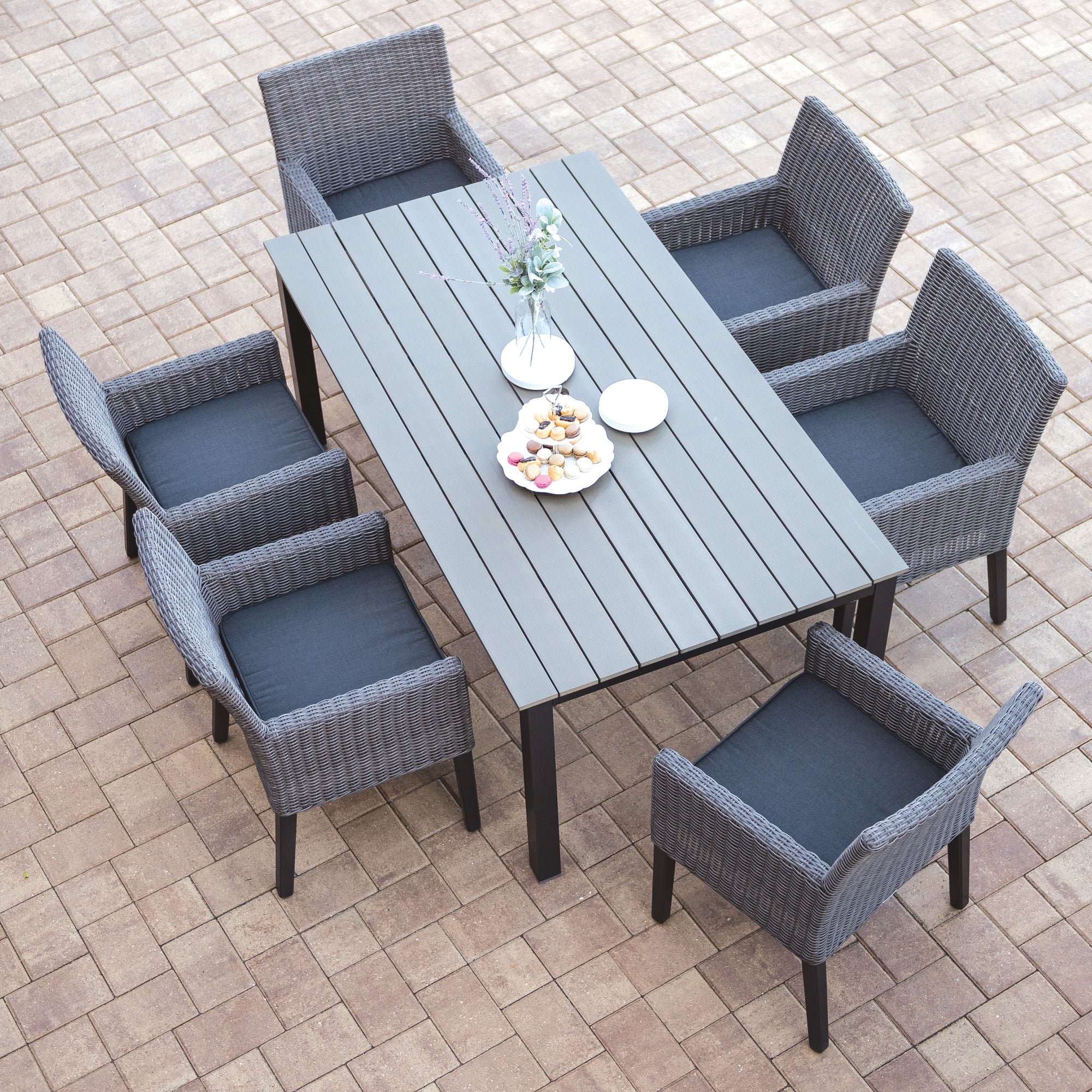 Bretange 7-Piece Ratan Wicker Dining Set