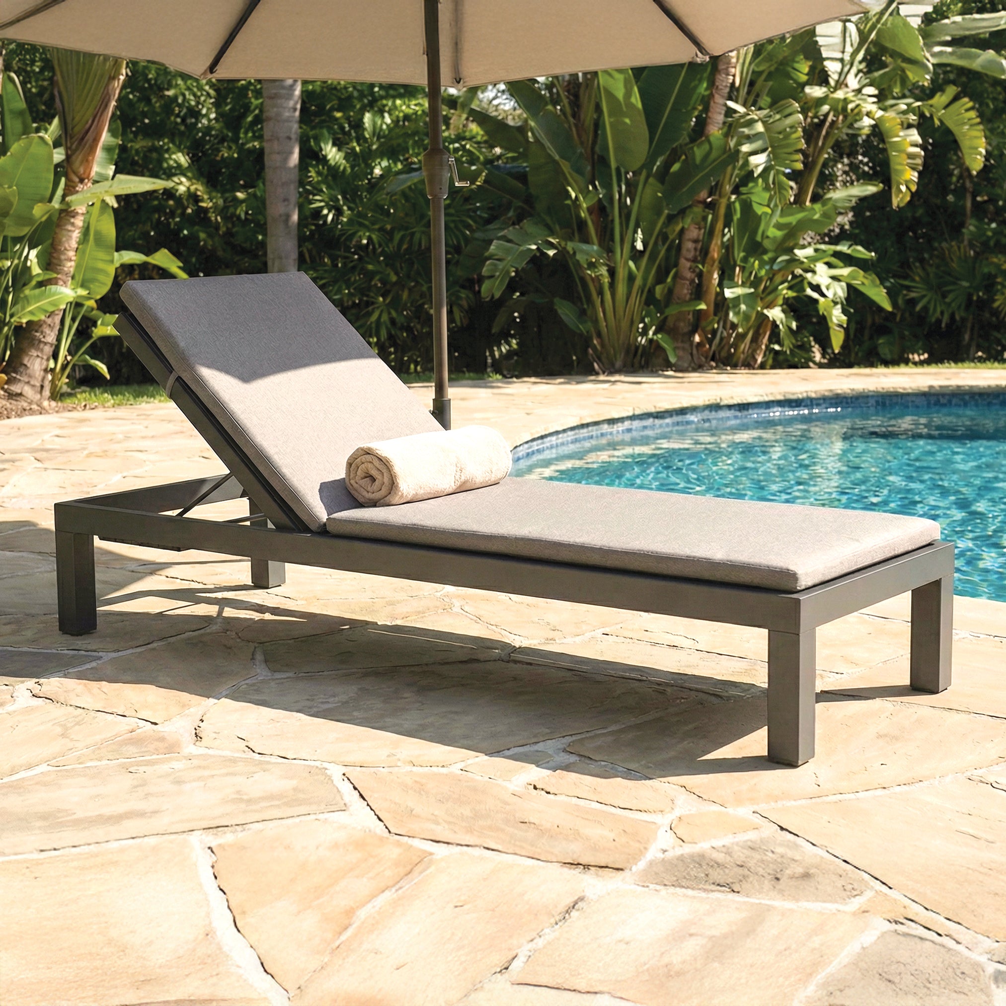 Elba Multi-Position Aluminum Lounger with Cushion – KETTLER USA