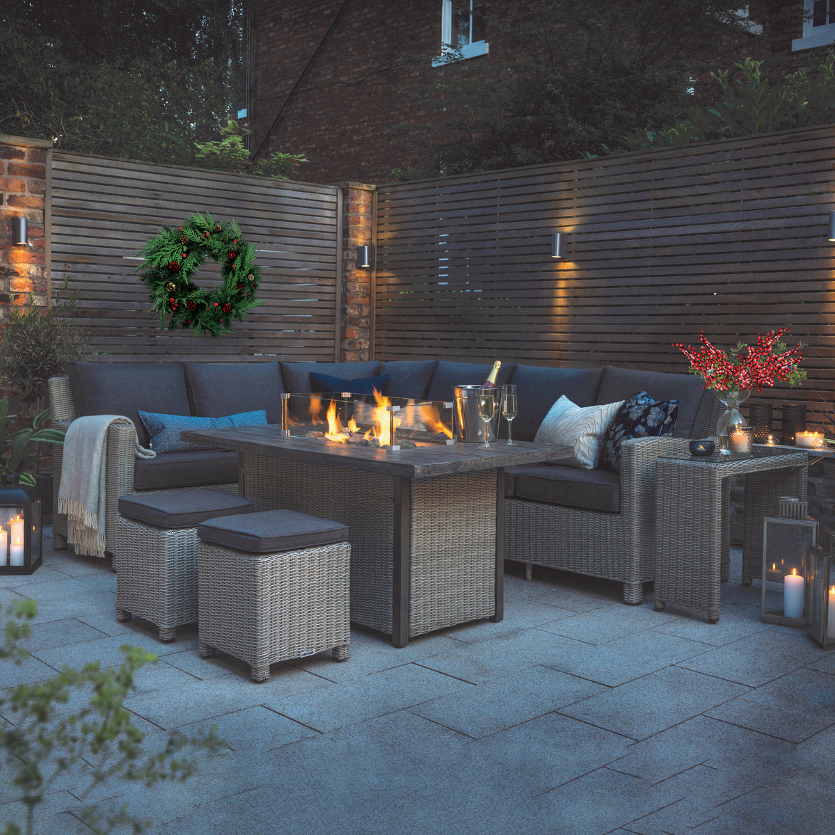 The Perfect Holiday Patio Starts Here!