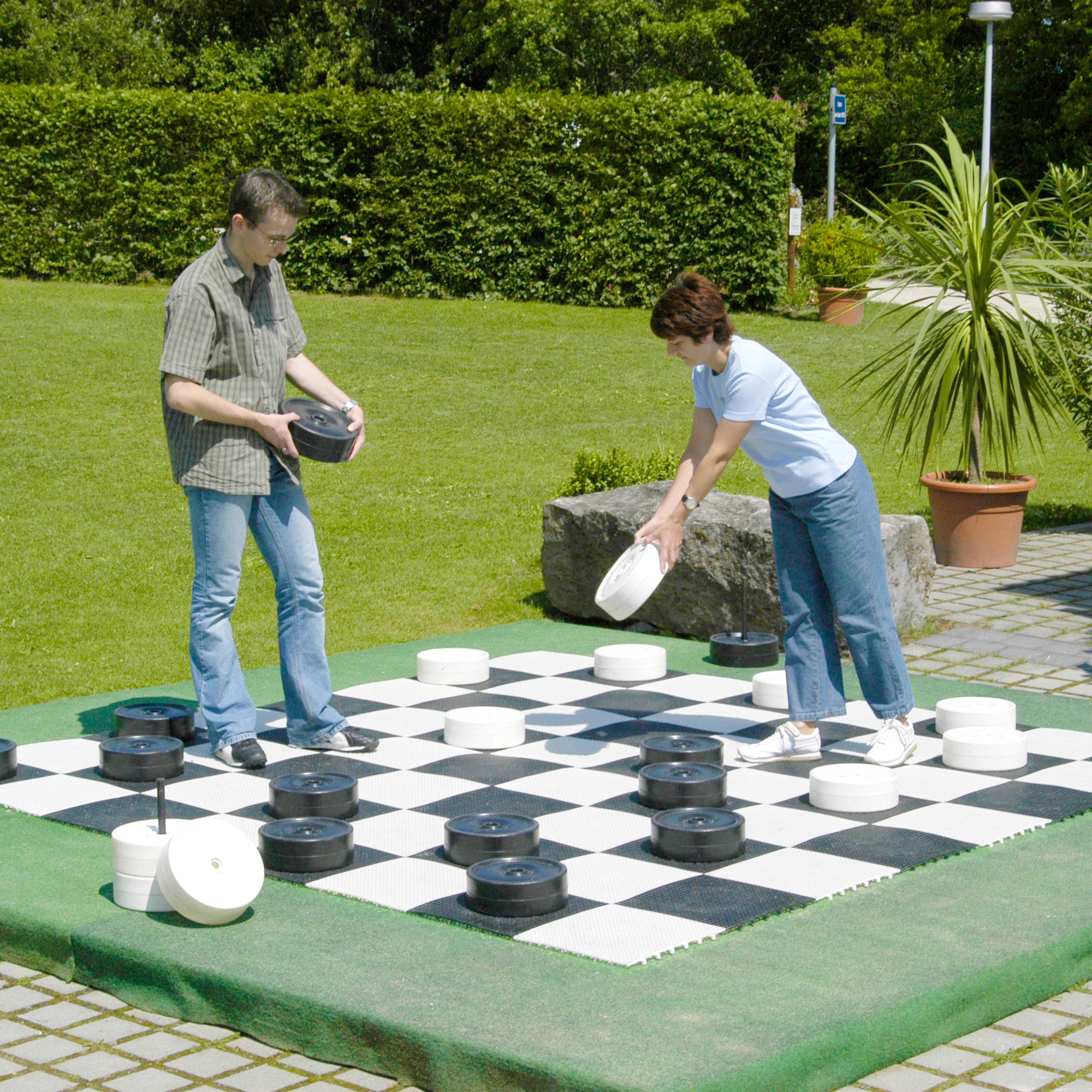 Large Checker Simple Giant Checker Pieces – KETTLER USA