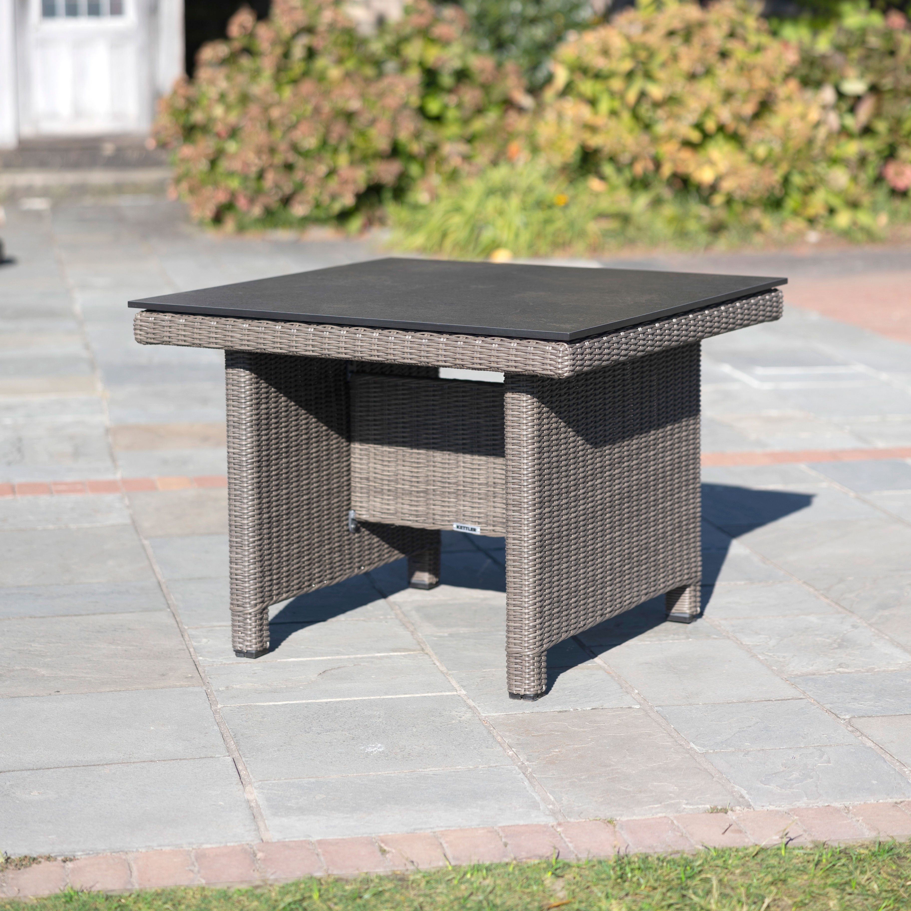Palma square table