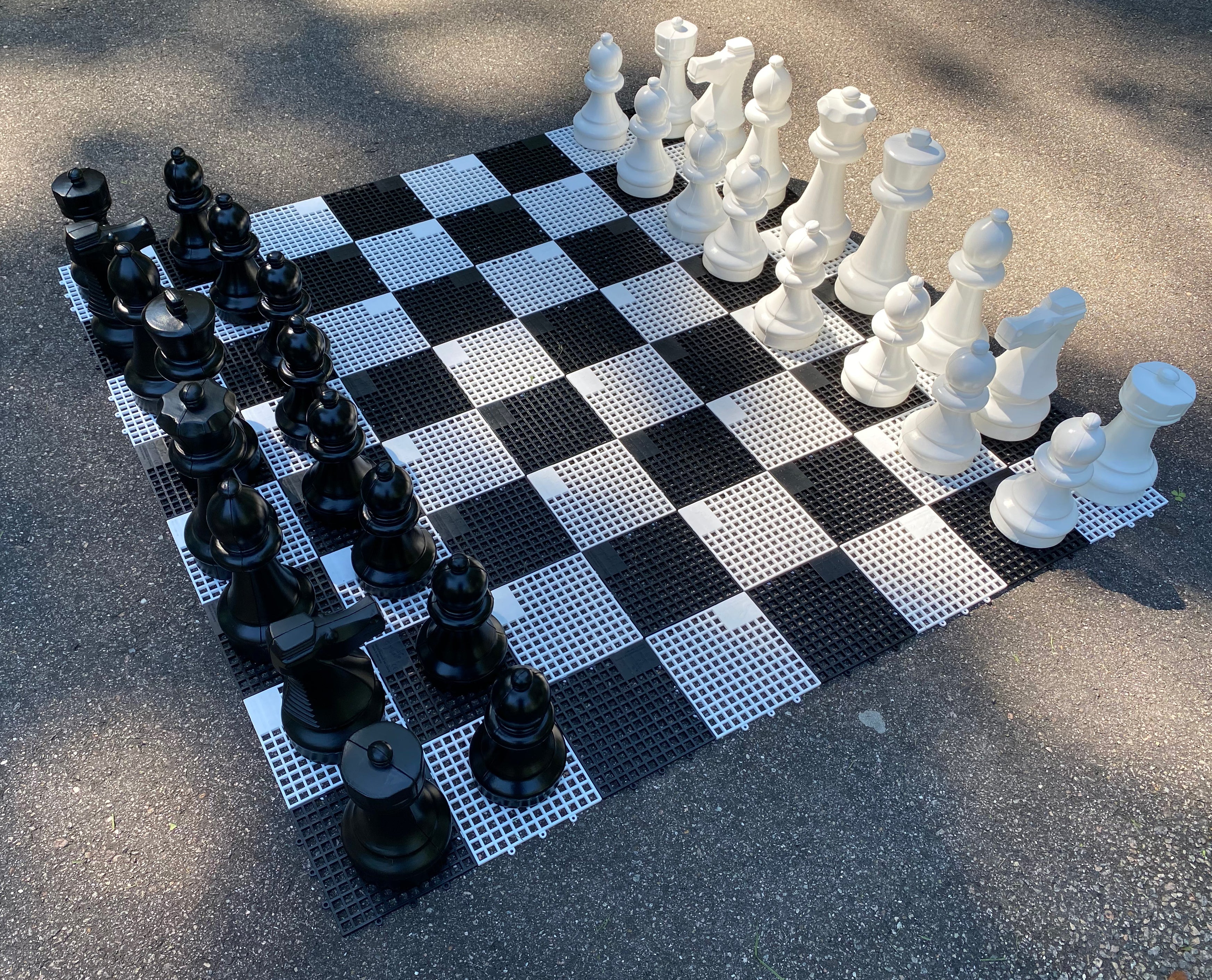 Mini-Giant Chess Pieces