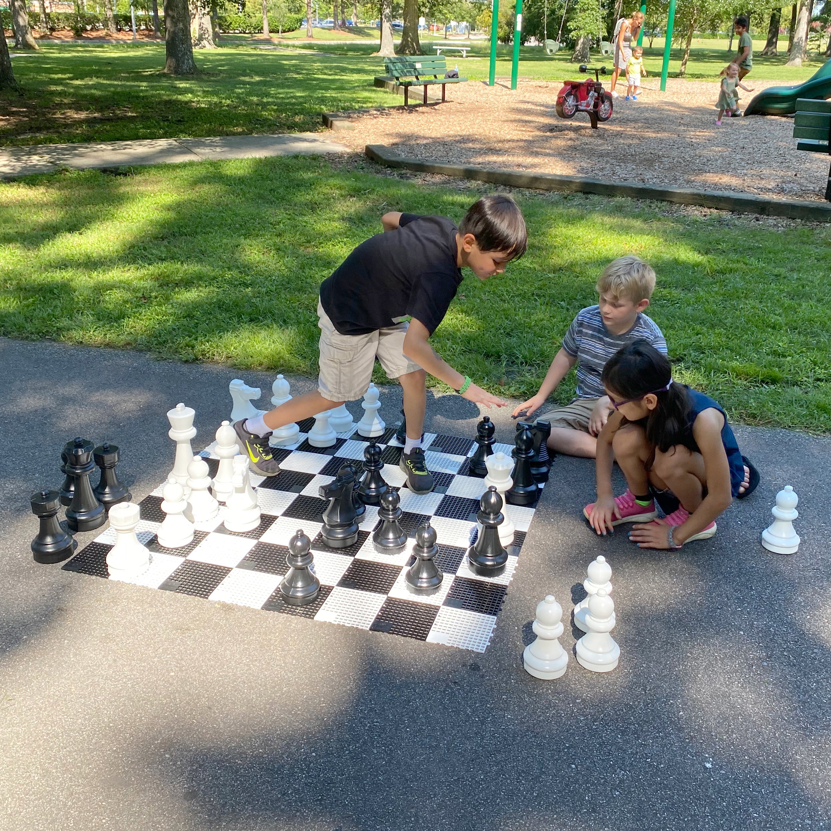 Mini-Giant Chess Pieces