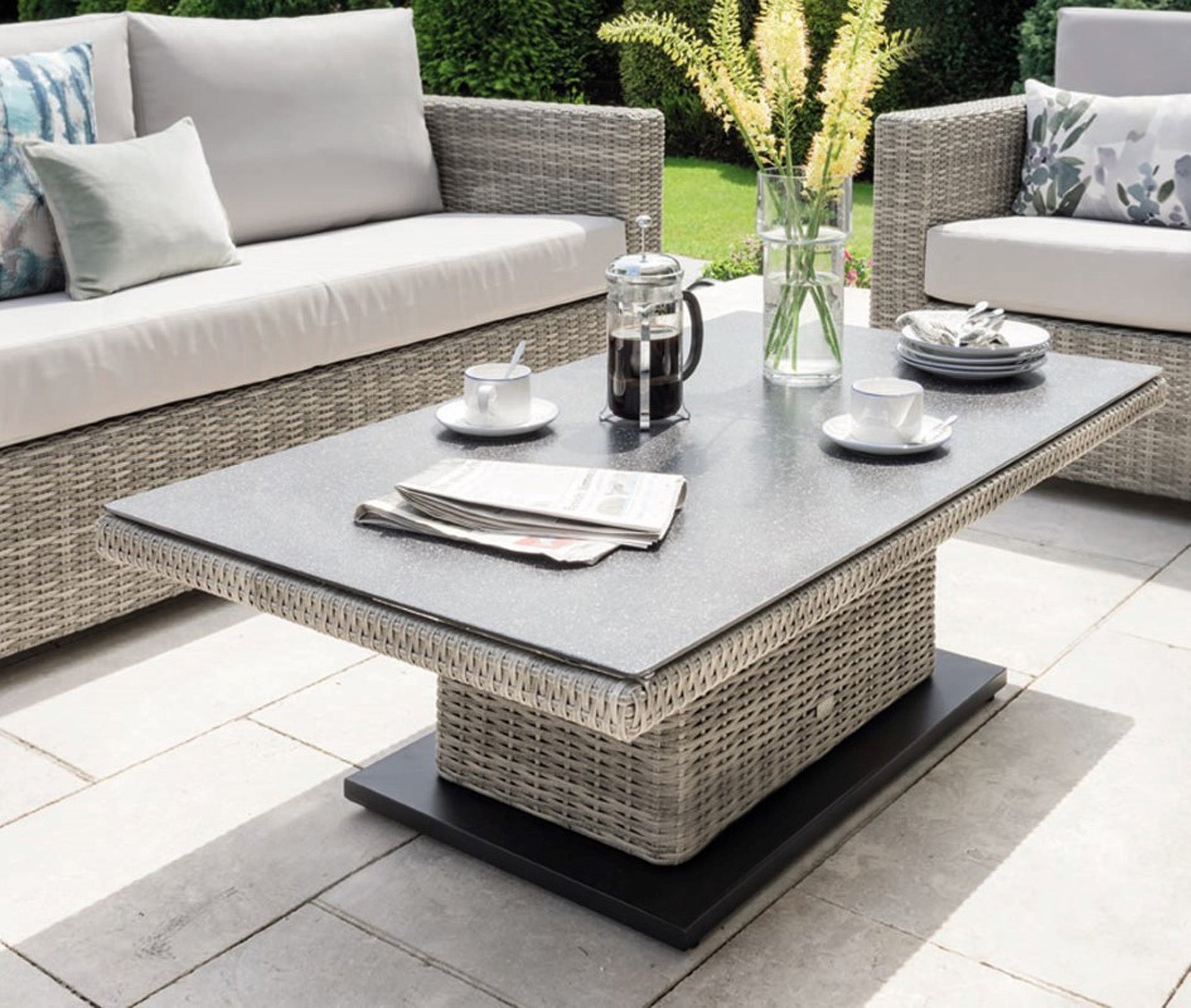 Height adjustable hotsell rattan table