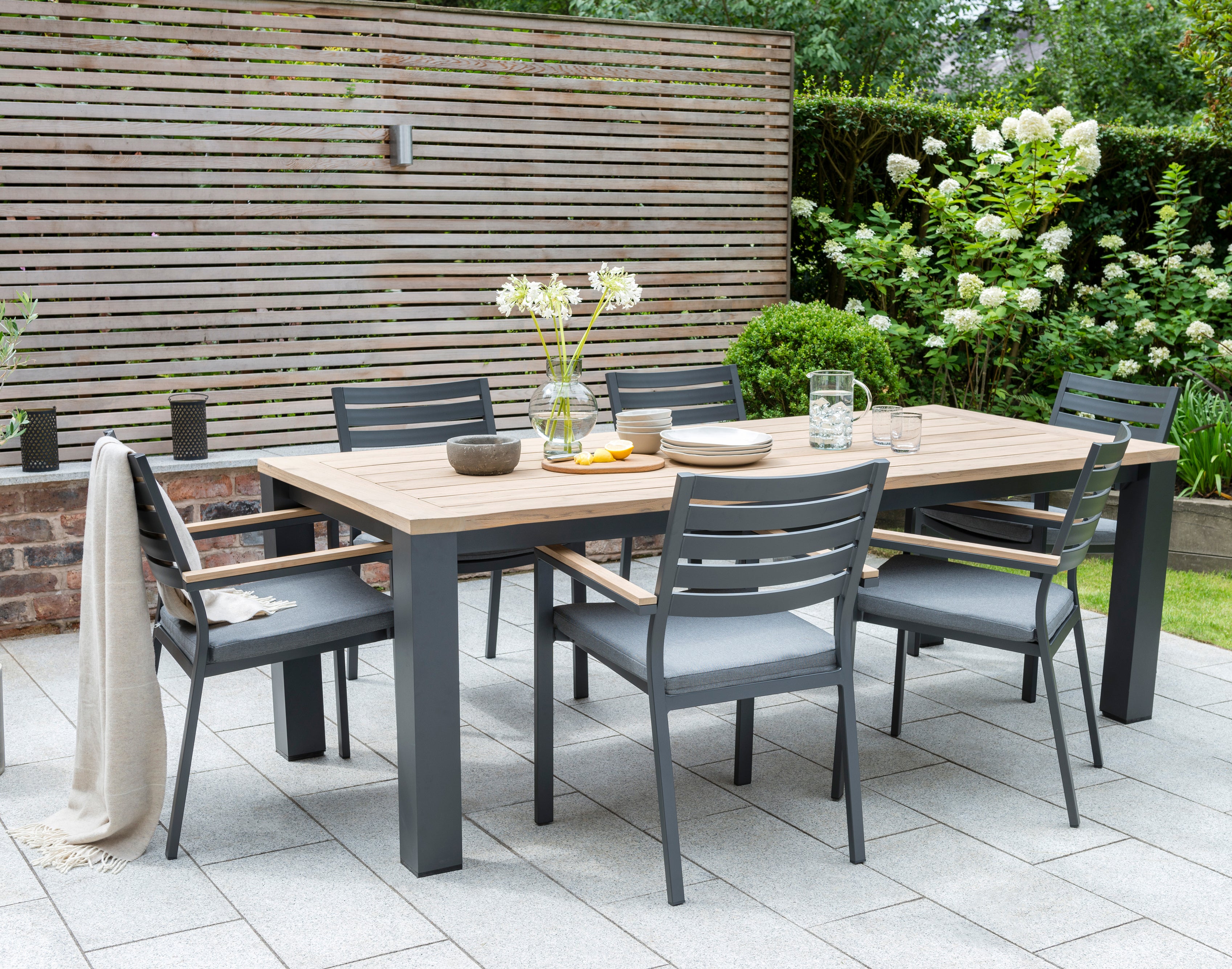 Elba Aluminum Dining Set With Teak Accents