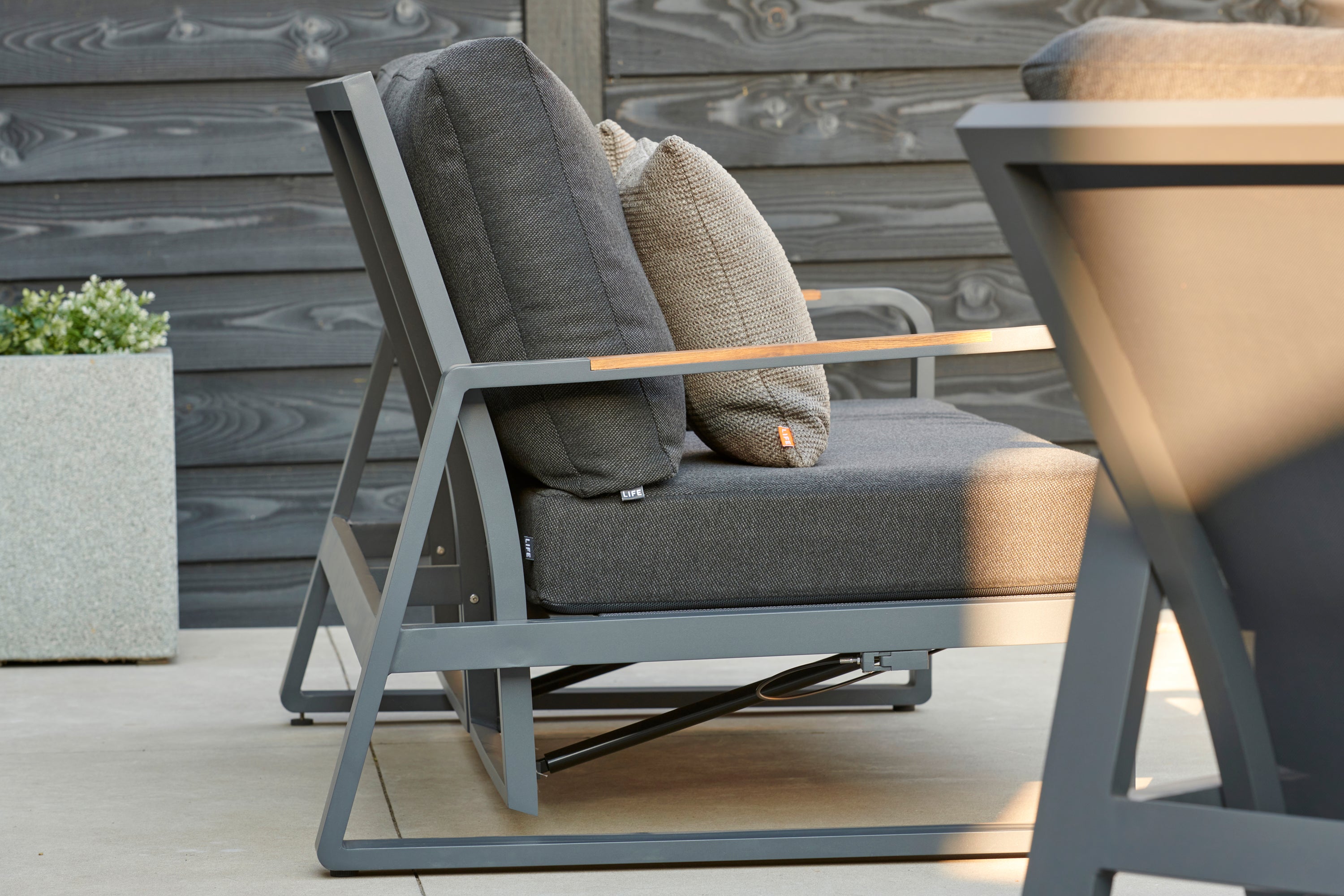 Montana Reclining Lounge Chair
