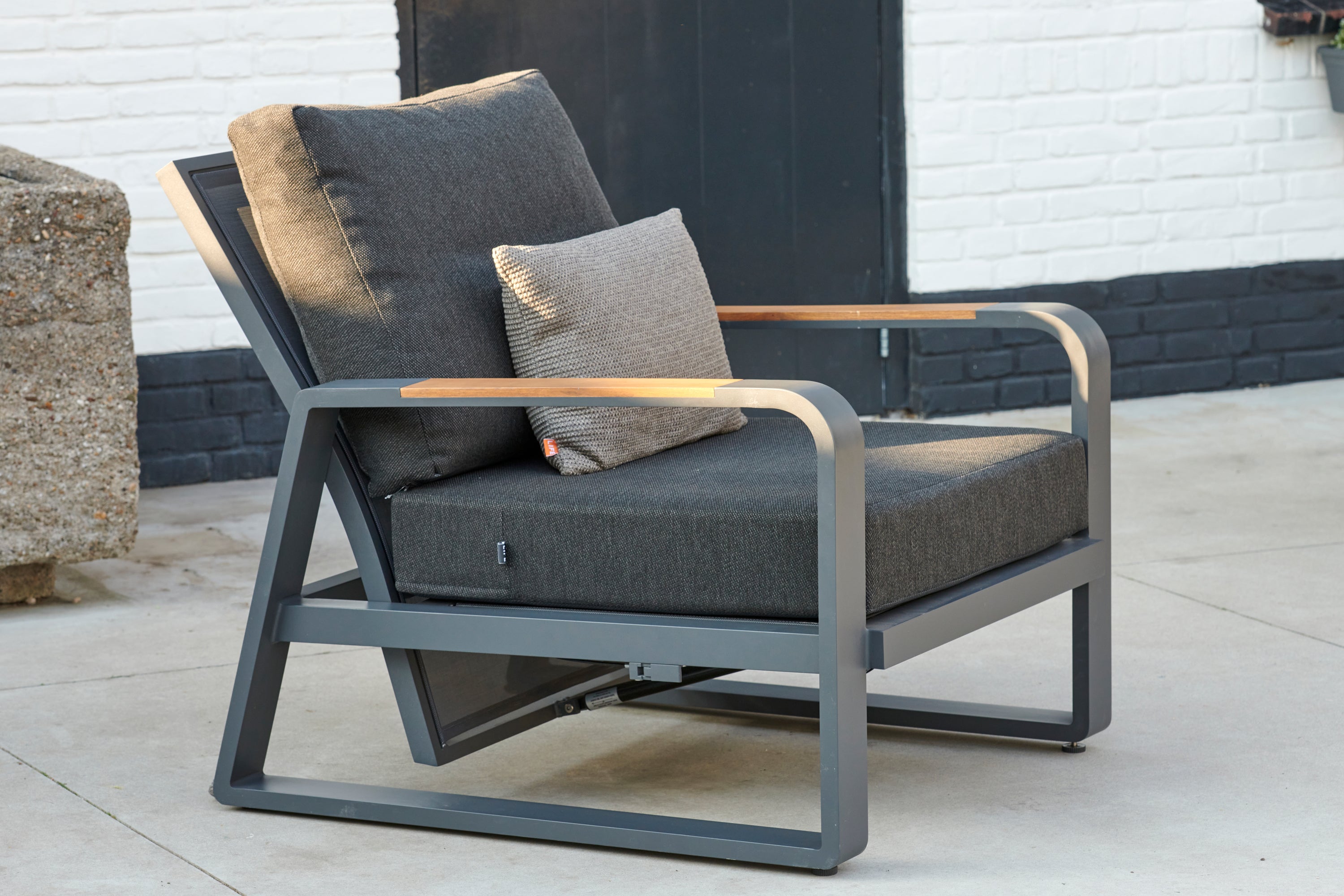 Montana Reclining Lounge Chair