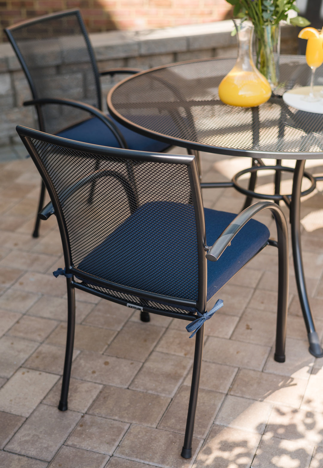 Pilano 5-Piece Wrought Iron Dining Set (48-inch Table)